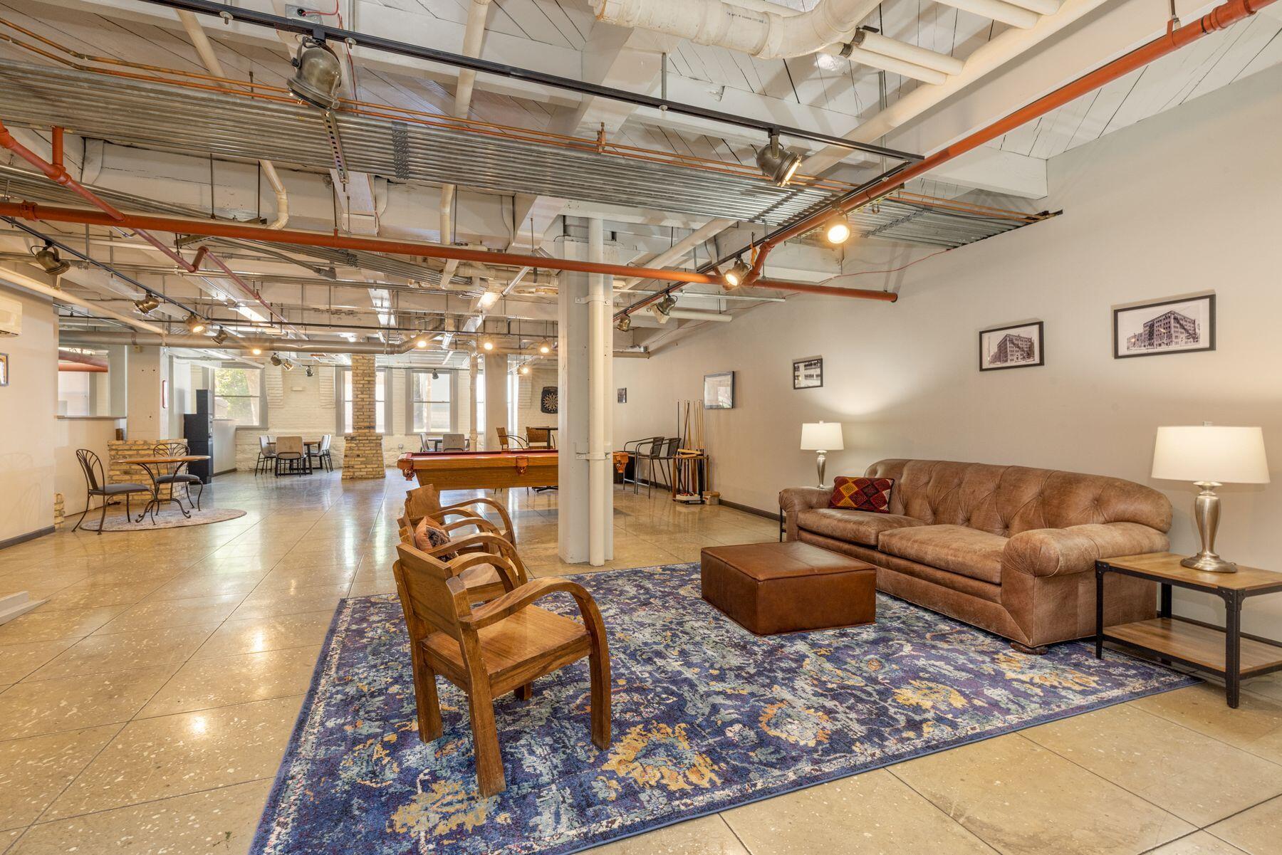 904 East Pearson Street, Unit 501 Milwaukee, WI 53202 - Photo 24 of 31 Community Room