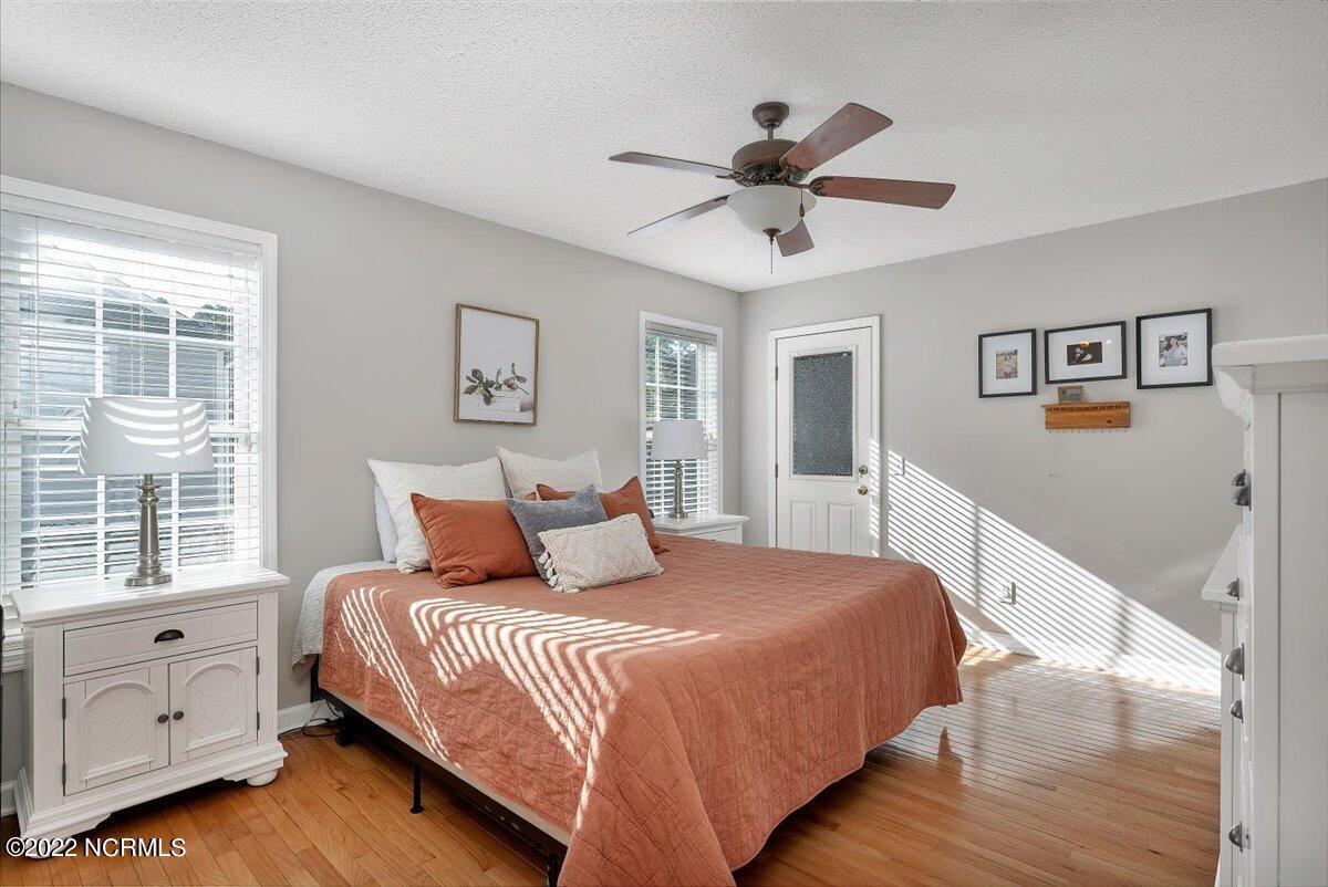 25 Sawmill Road West Pinehurst, NC 28374 - Photo 20 of 47 Primary Bedroom