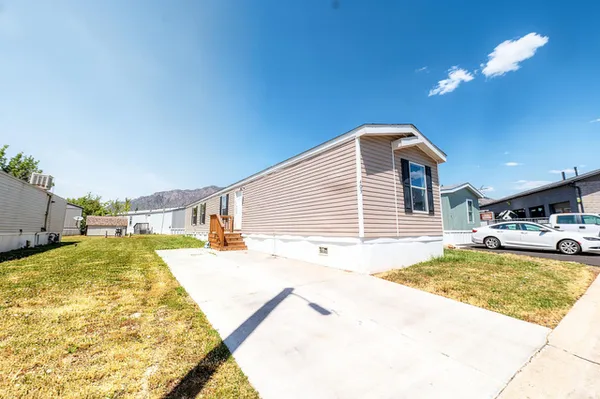 $68,000 | 2491 Highway 89, Unit 403, Pleasant View, UT 84404