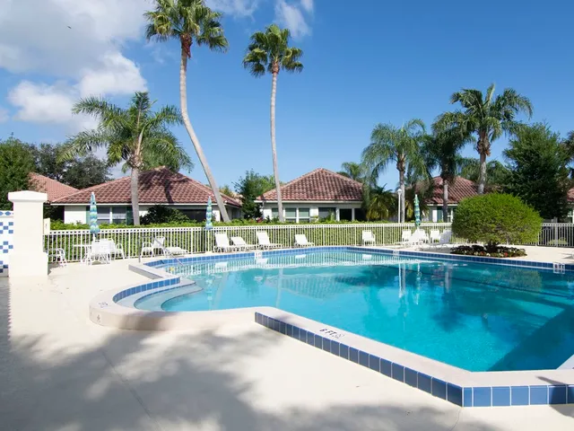 $8,000 | 1735 Victoria Circle, Vero Beach, FL 32967