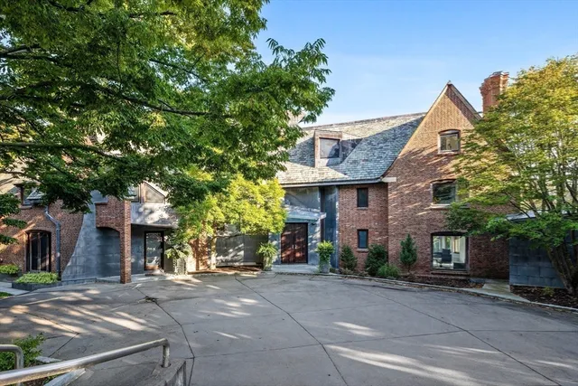 $7,695,000 | 55 Leicester Street, Brookline, MA 02445
