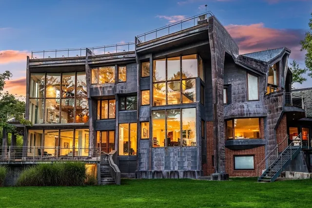 $7,695,000 | 55 Leicester Street, Brookline, MA 02445