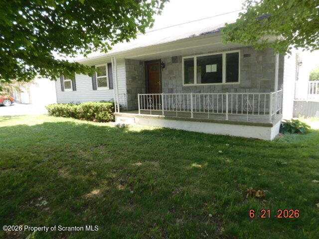 700 Maple Street Forest City, PA 18421 - Photo 4 of 24 DSCN4304