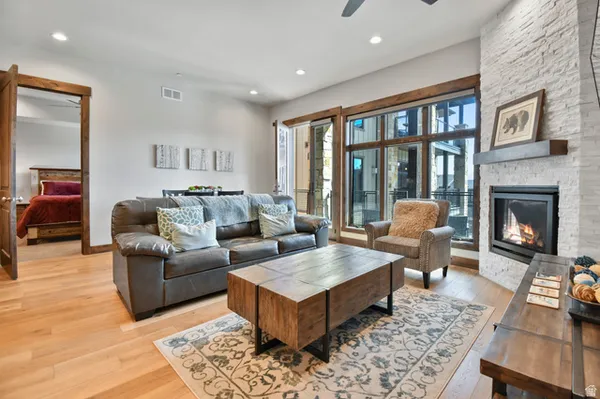 $1,175,000 | 3793 Blackstone Drive, Unit 2H, Park City, UT 84098