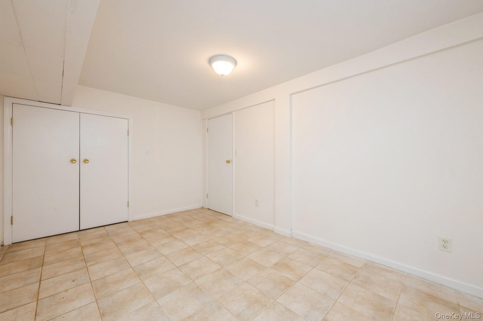130 Soundview Road Huntington, NY 11743 - Photo 20 of 30