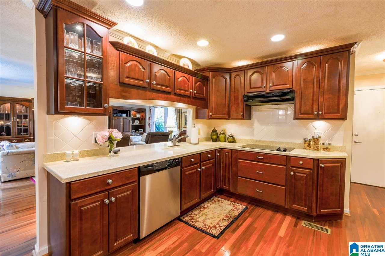 5049 Indian Valley Road Birmingham, AL 35244 - Photo 10 of 35