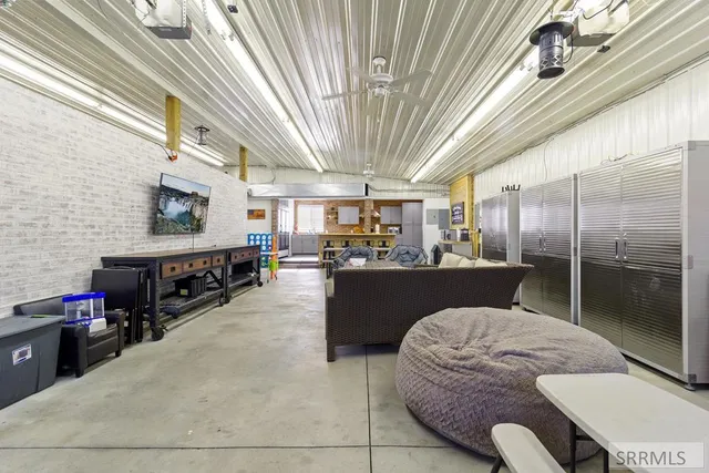 $650,000 | 107-109 Willow Street, Mackay, ID 83251