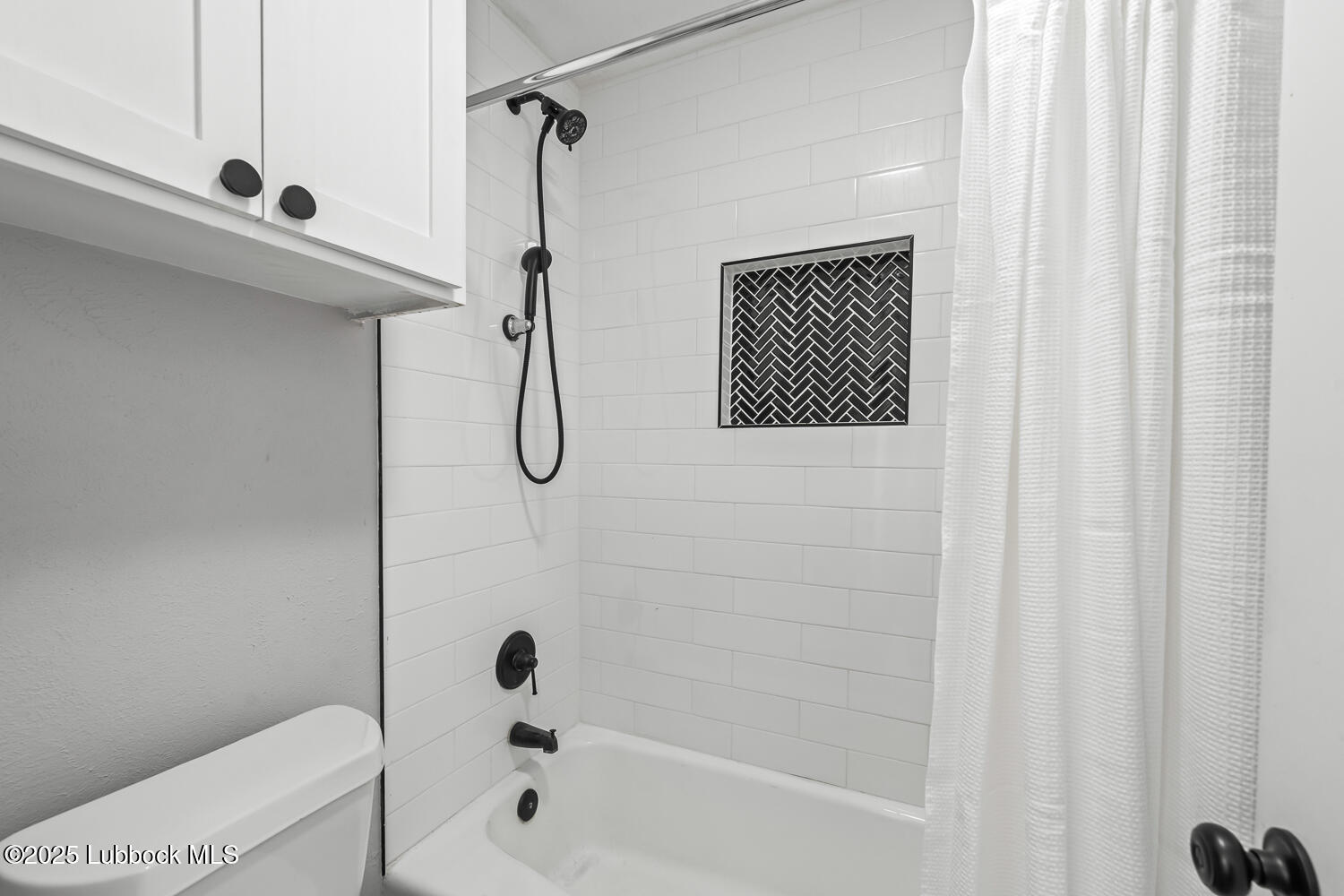 2818 67th Street Lubbock, TX 79413 - Photo 33 of 40 2818 67th St Reshoot-14