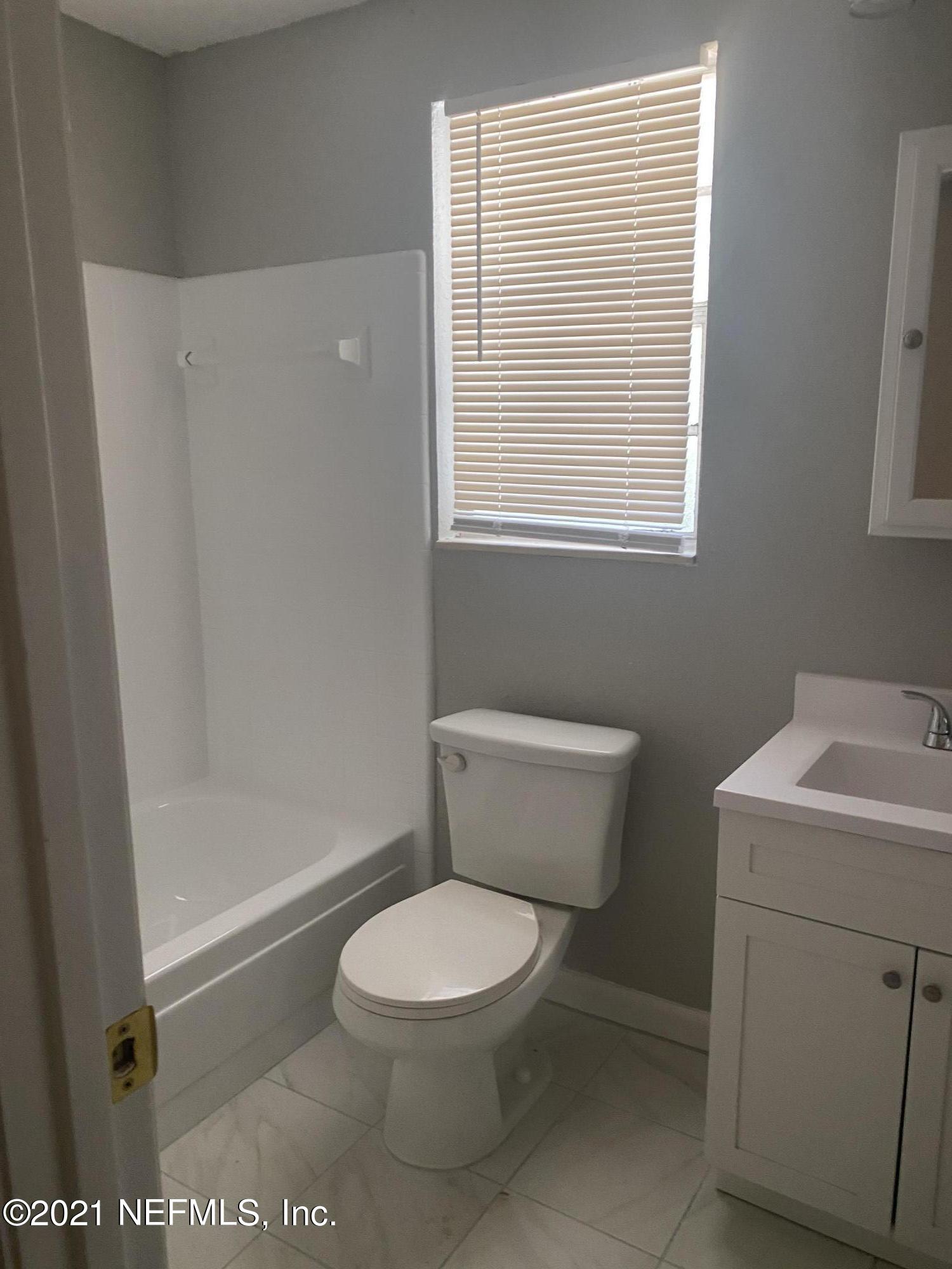 9042 Sibbald Road Jacksonville, FL 32208 - Photo 3 of 9 IMG_6580
