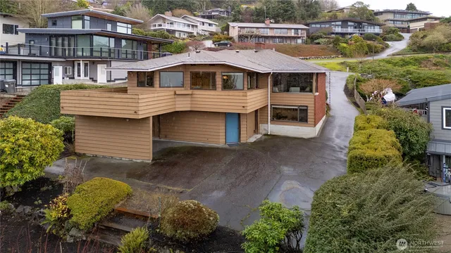 $1,400,000 | 12638 Shorewood Drive Southwest, Burien, WA 98146
