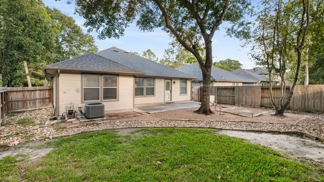 $2,650 | 26 South Vesper Bend Circle, The Woodlands, TX 77382