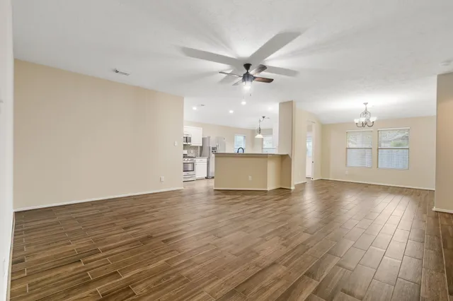 $2,650 | 26 South Vesper Bend Circle, The Woodlands, TX 77382