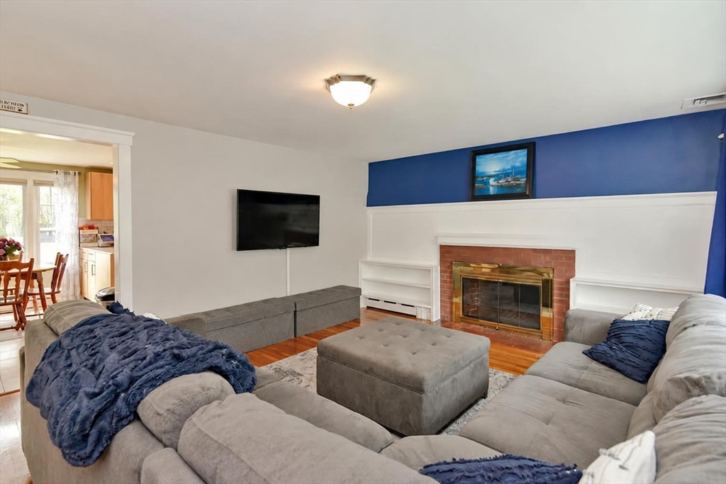106 Mishawum Road Woburn, MA 01801 - Photo 18 of 42 Gallery Image 18
