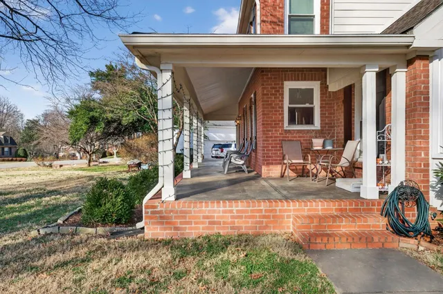 $879,900 | 511 Arbor Drive, Franklin, TN 37069