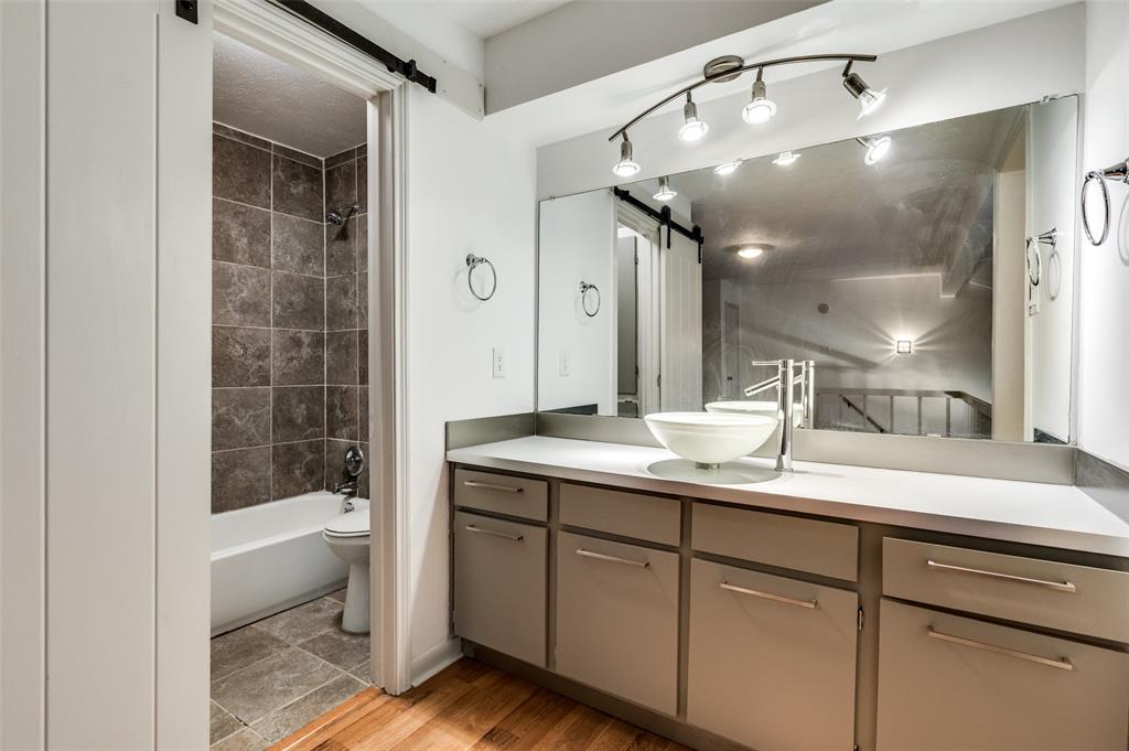 3105B Wycliff Avenue Dallas, TX 75219 - Photo 11 of 17