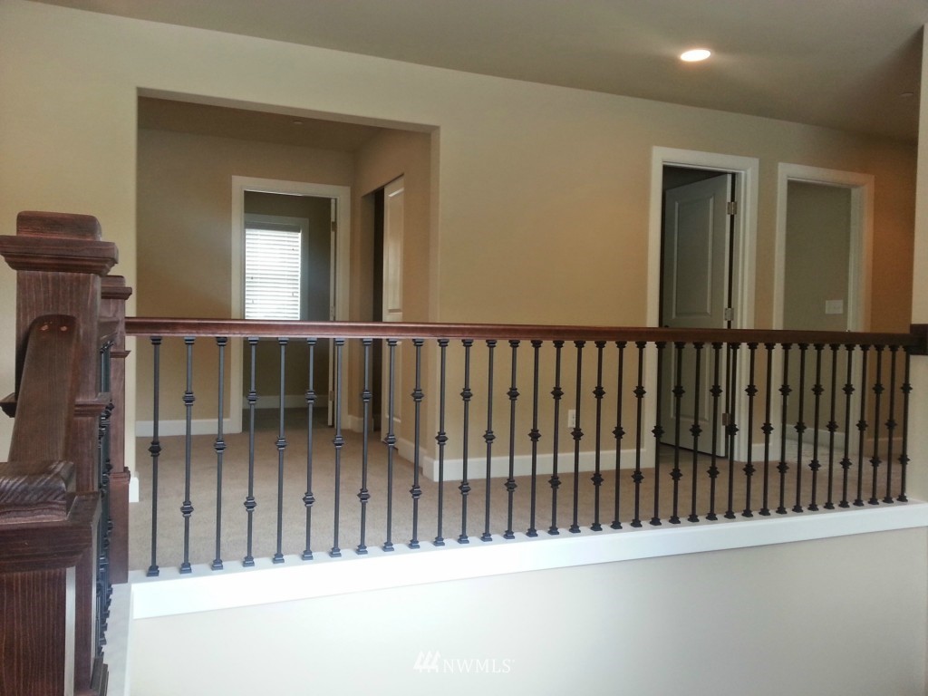 20049 94th Avenue Northeast Bothell, WA 98011 - Photo 2 of 23