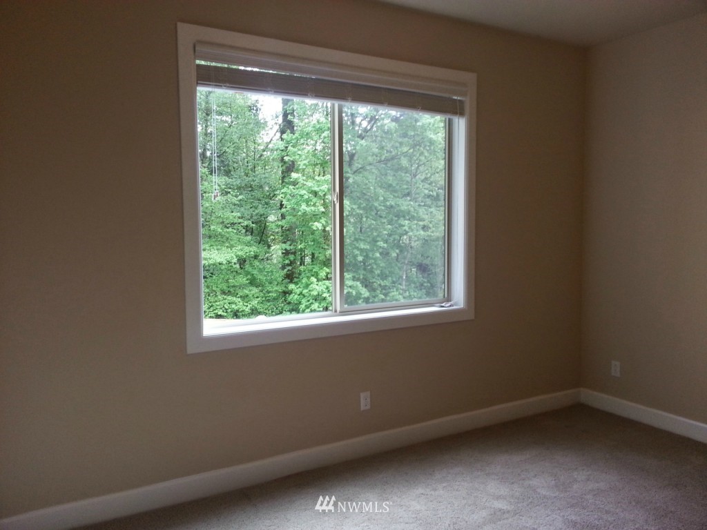 20049 94th Avenue Northeast Bothell, WA 98011 - Photo 17 of 23