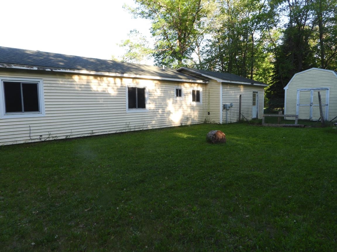4075 North Markey Road Roscommon, MI 48653 - Photo 8 of 28