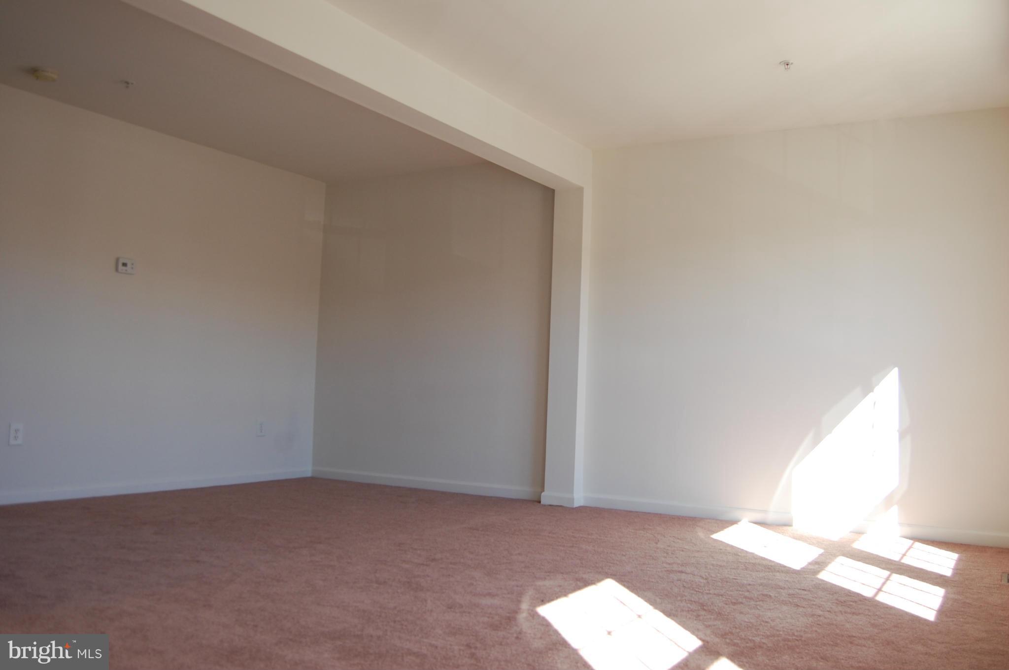 7636 Fairbrook Road Baltimore, MD 21244 - Photo 12 of 19 Living Room