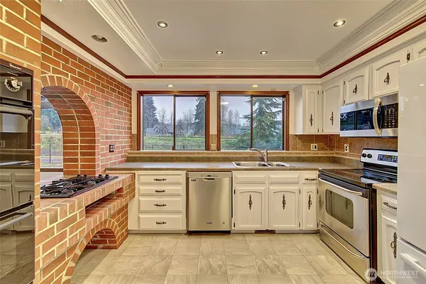 $1,500,000 | 5008 169th Street Southeast, Bothell, WA 98012