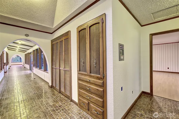 $1,500,000 | 5008 169th Street Southeast, Bothell, WA 98012