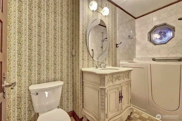 $1,500,000 | 5008 169th Street Southeast, Bothell, WA 98012