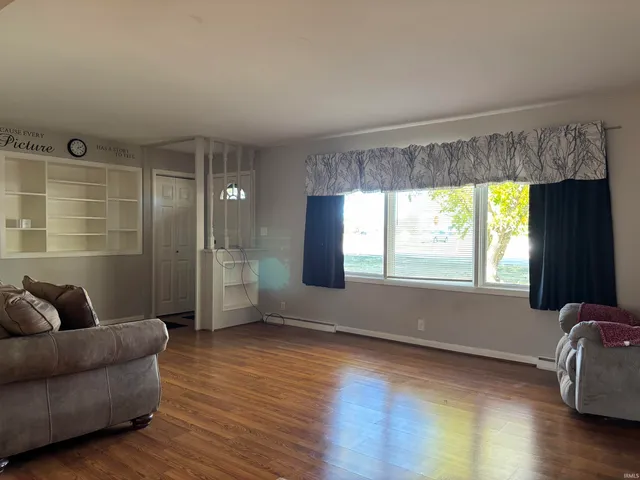 $205,000 | 1224 West Clark, Berne, IN 46711