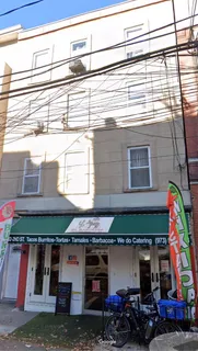 $2,000 | 382 2nd Street, Unit 4, Jersey City, NJ 07302