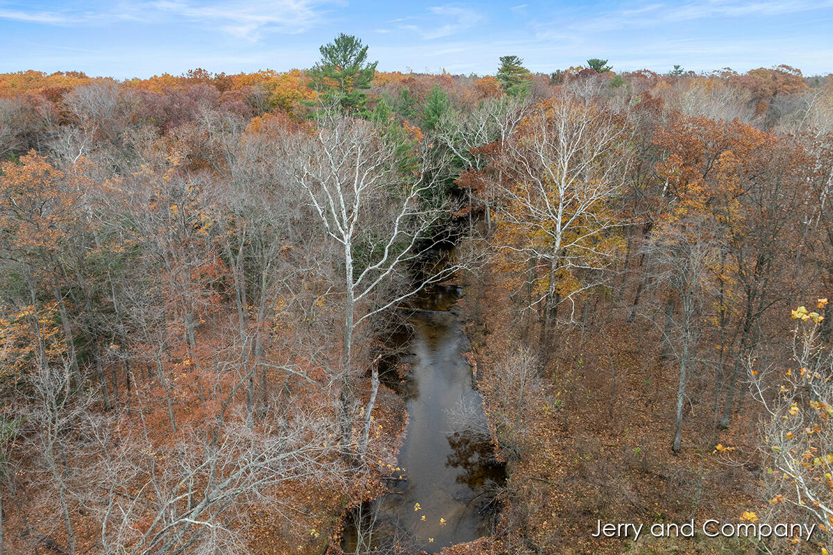105th Avenue Pullman, MI 49450 - Photo 34 of 39 IMG_1024