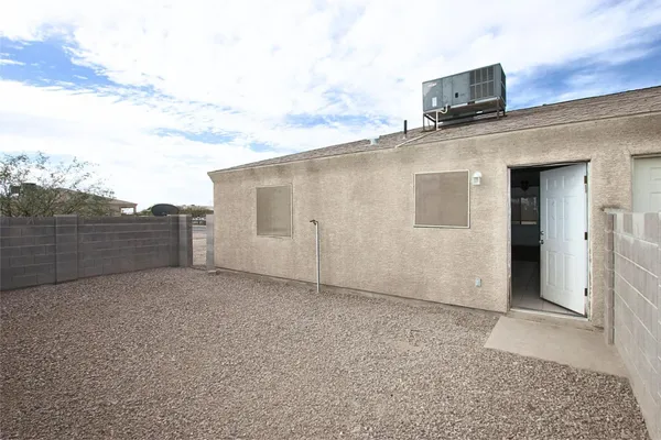$1,225 | 15588 South Yava Road, Unit B, Arizona City, AZ 85123