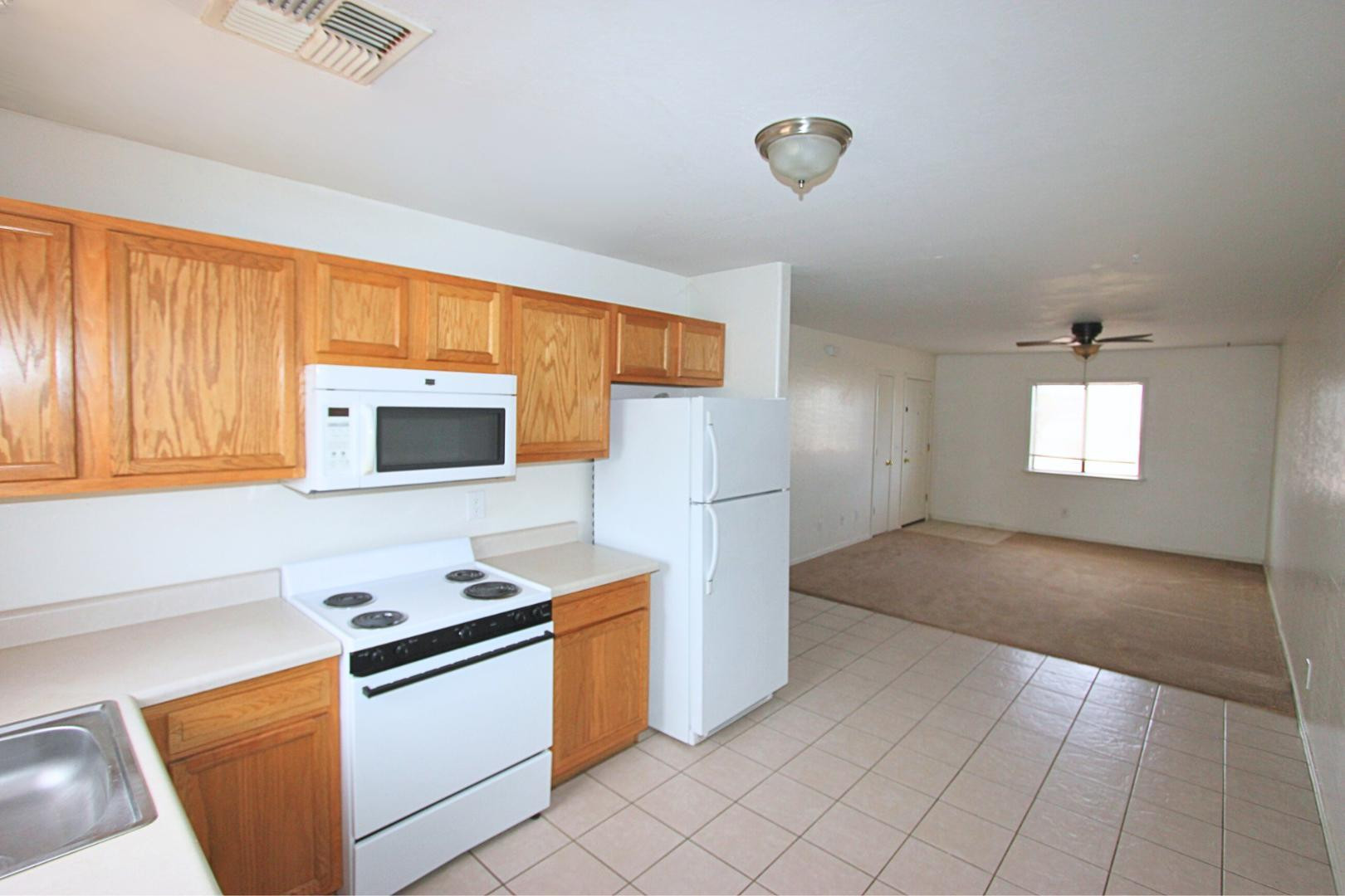 15588 South Yava Road, Unit B Arizona City, AZ 85123 - Photo 3 of 11 Photo #4