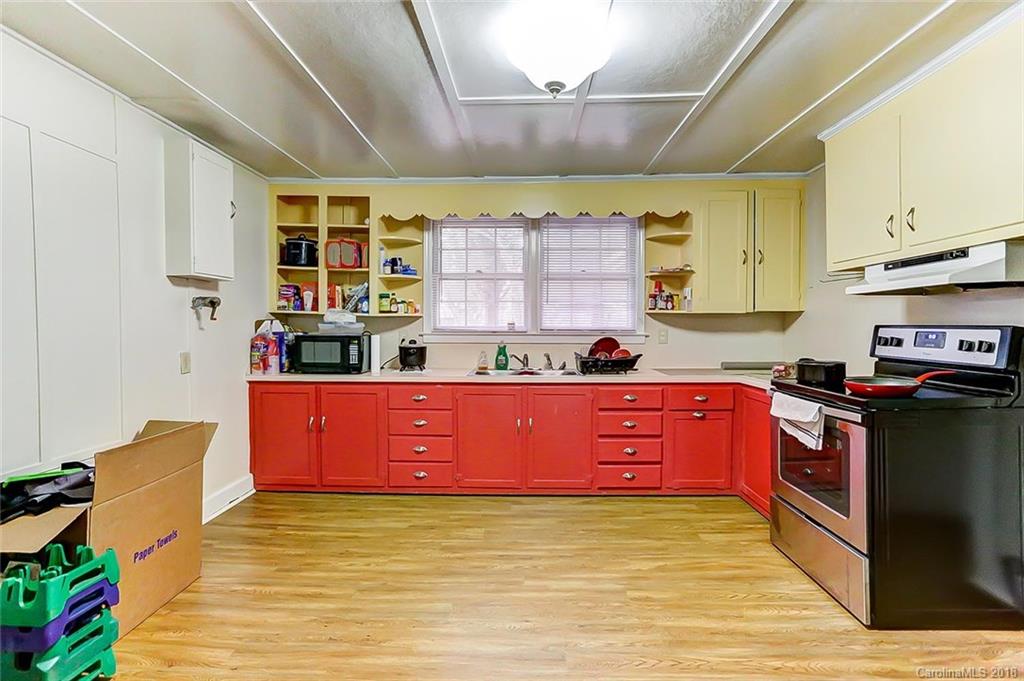202 Forest Dellinger Road Bessemer City, NC 28016 - Photo 7 of 20 Gallery Image 7