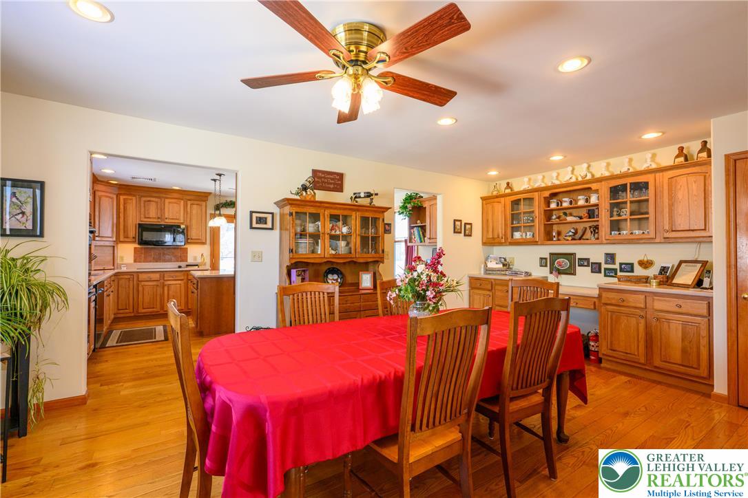 4487 Memphis Road Whitehall, PA 18052 - Photo 11 of 47