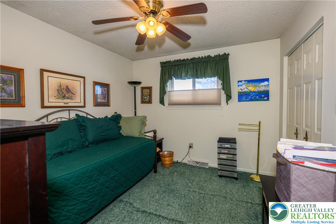 4487 Memphis Road Whitehall, PA 18052 - Photo 21 of 47