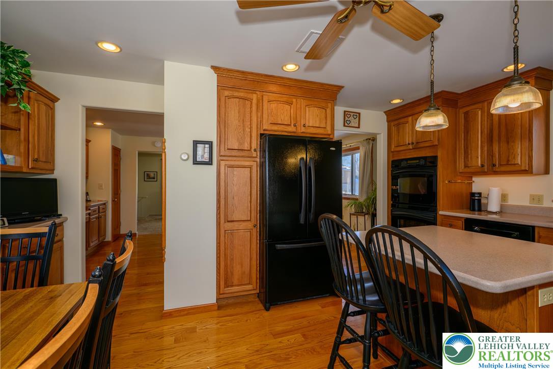 4487 Memphis Road Whitehall, PA 18052 - Photo 10 of 47