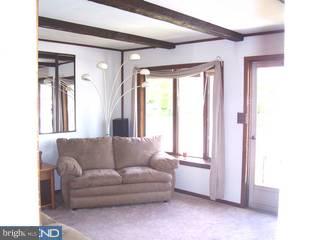 186 Franklyn Road Ewing, NJ 08628 - Photo 3 of 6 Gallery Image 3