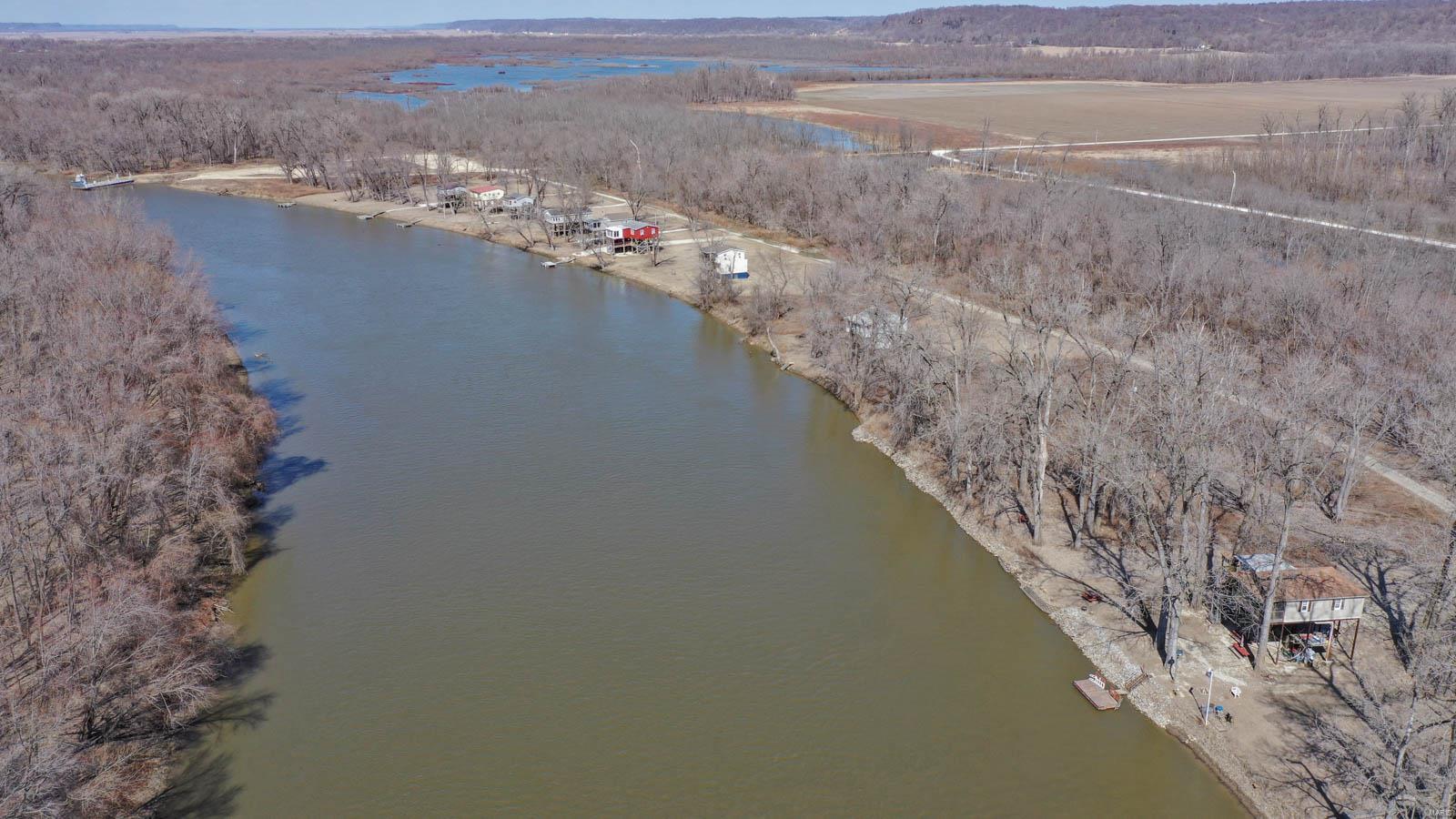 17953 Coon Creek Road Fieldon, IL 62031 - Photo 4 of 31