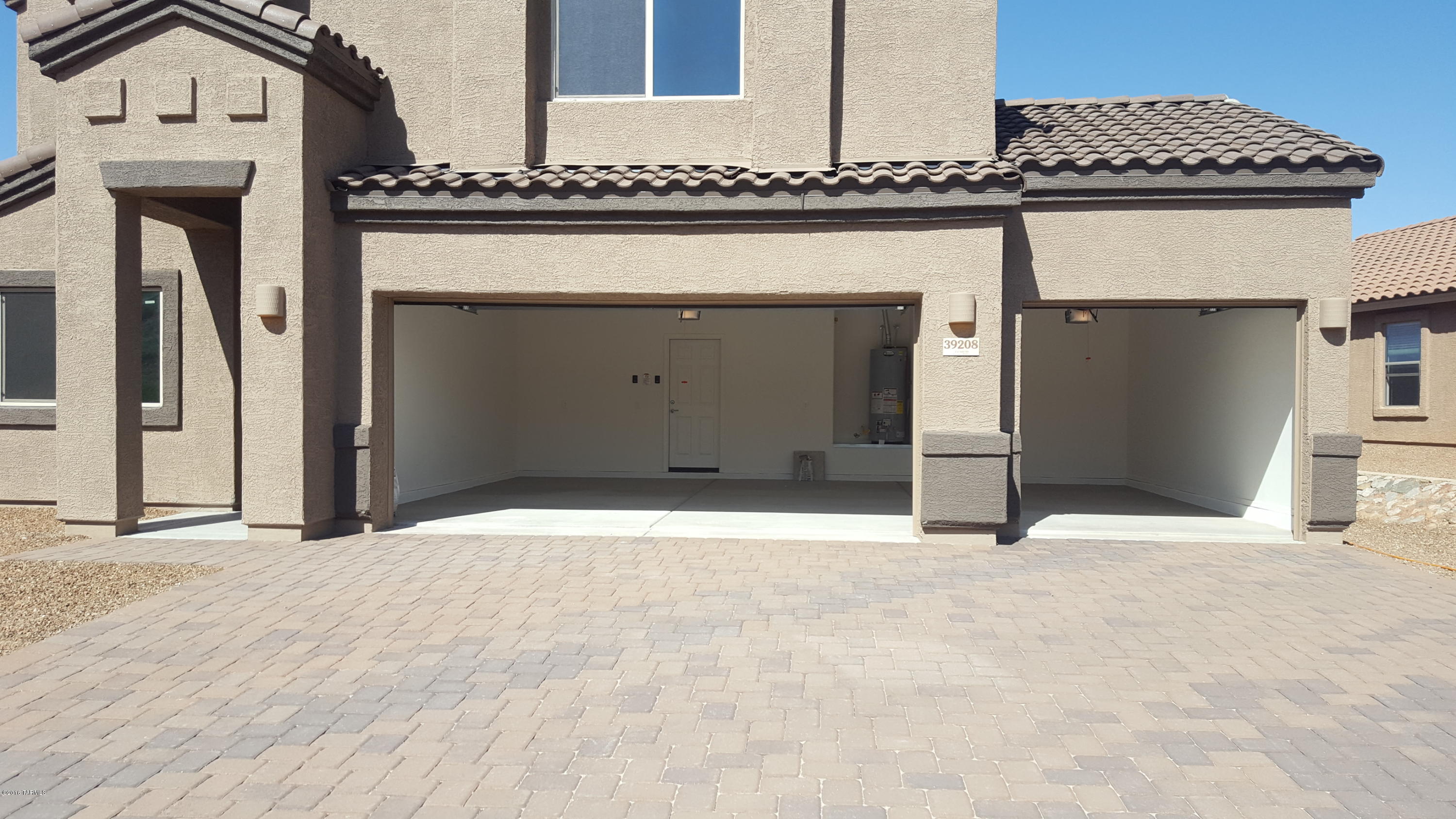 39208 Rodeo Buckle Drive Tucson, AZ 85739 - Photo 2 of 40 Gallery Image 2