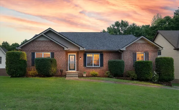 $382,000 | 1823 Patricia Drive, Clarksville, TN 37040