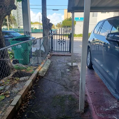 $600,000 | 5250 Northwest 24th Avenue, Miami, FL 33142