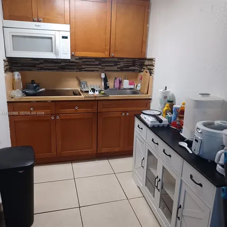 $600,000 | 5250 Northwest 24th Avenue, Miami, FL 33142