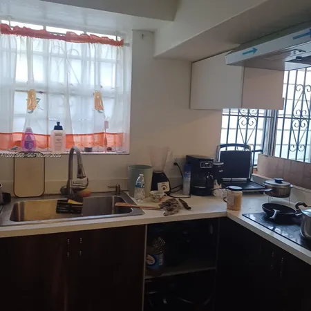 $600,000 | 5250 Northwest 24th Avenue, Miami, FL 33142