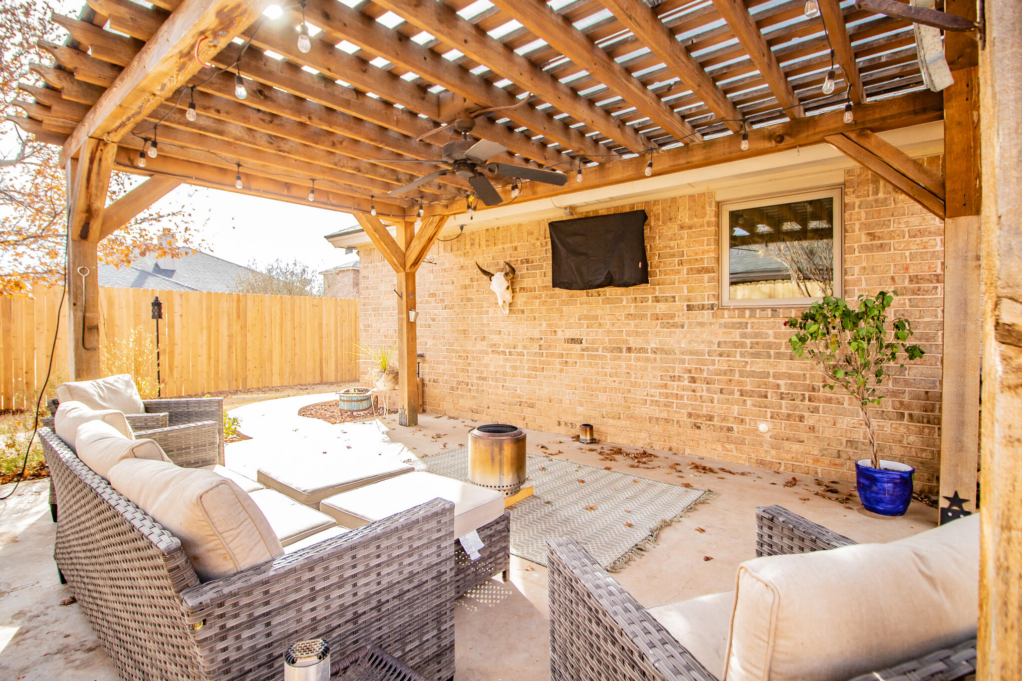 3013 110th Street Lubbock, TX 79423 - Photo 20 of 22 a outdoor space with patio lots of furniture