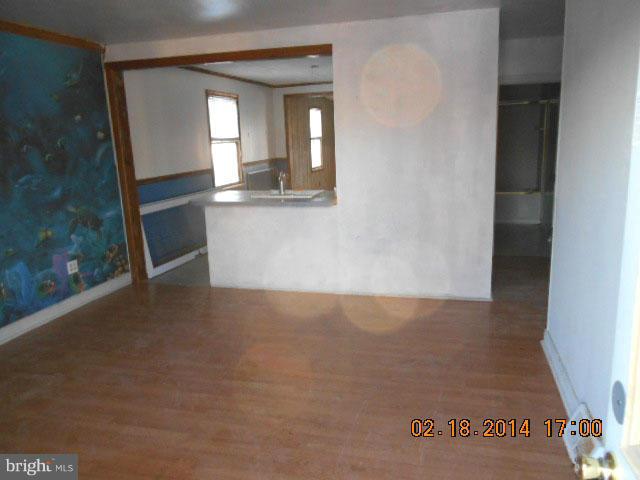 926 Martin Road Baltimore, MD 21221 - Photo 7 of 15