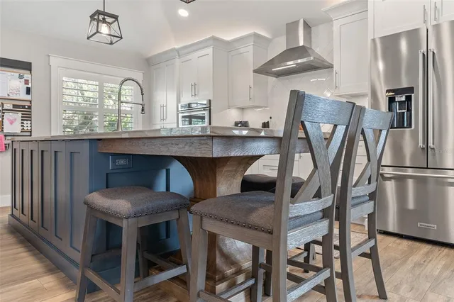 $784,000 | 11812 Lakeshore Drive, Clermont, FL 34711