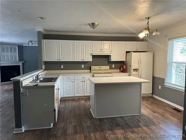 $1,600 | 5409 Miranda Drive, Hope Mills, NC 28348