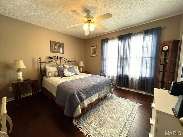 $299,900 | 1221 Casey Lane, Rolla, MO 65401