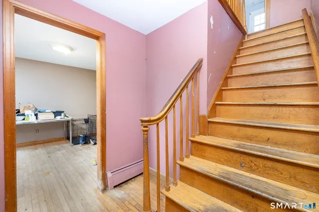 $299,000 | 32 Forest Court North, Hamden, CT 06518