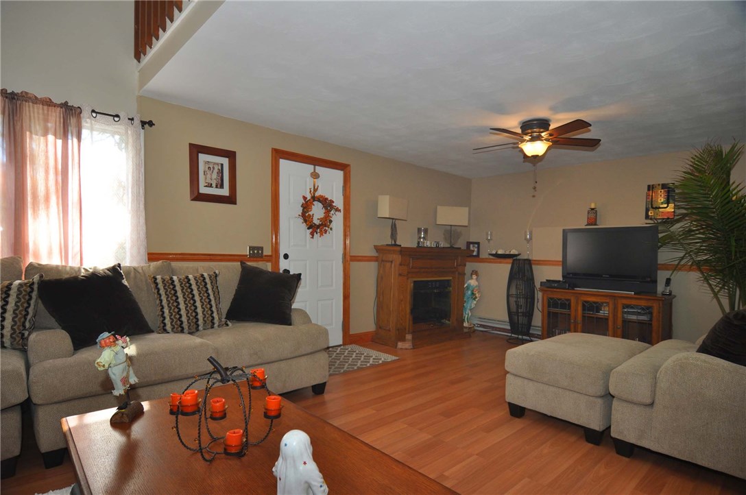 79 West Log Bridge Road Coventry, RI 02816 - Photo 12 of 31