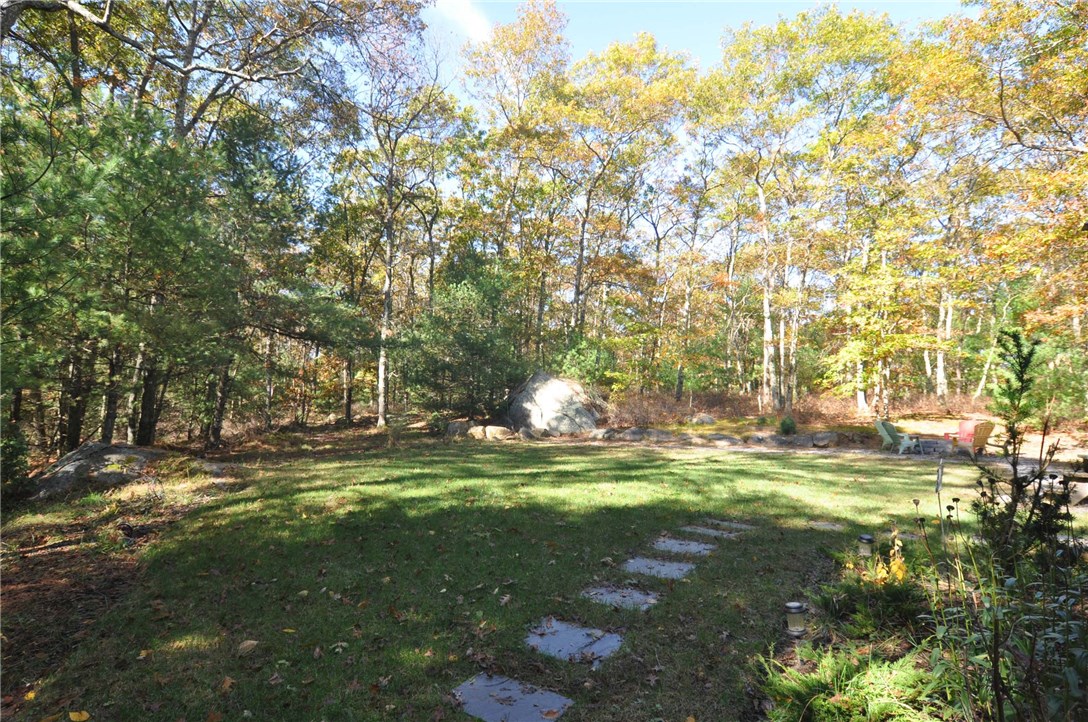 79 West Log Bridge Road Coventry, RI 02816 - Photo 28 of 31